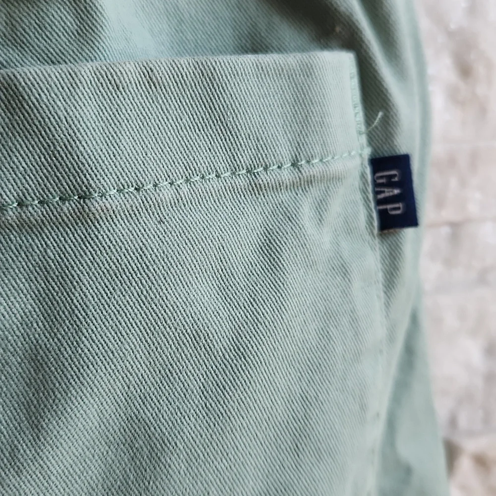 Gap Kids Boys Elastic Waistband Stretch Soft Twill Shorts Granite Green Size XL